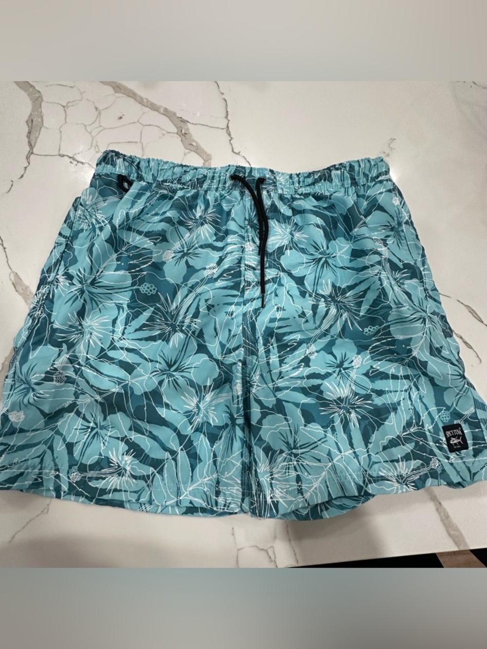 Spicy Tuna Men's XL Blue Hibiscus Floral Swim Trunks Mesh Lined Pockets